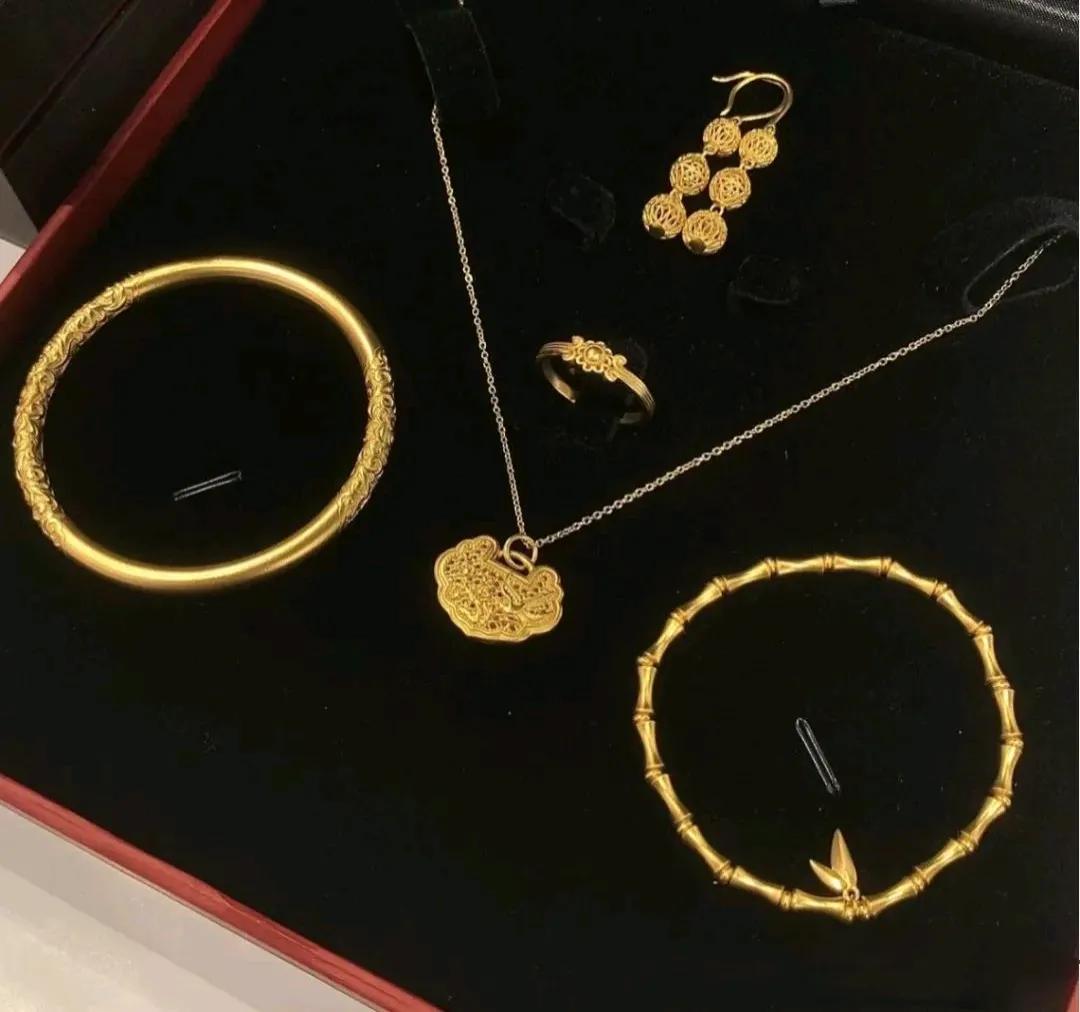 黃金竹節手串_竹節黃金手鏈_黃金竹節鏈的寓意