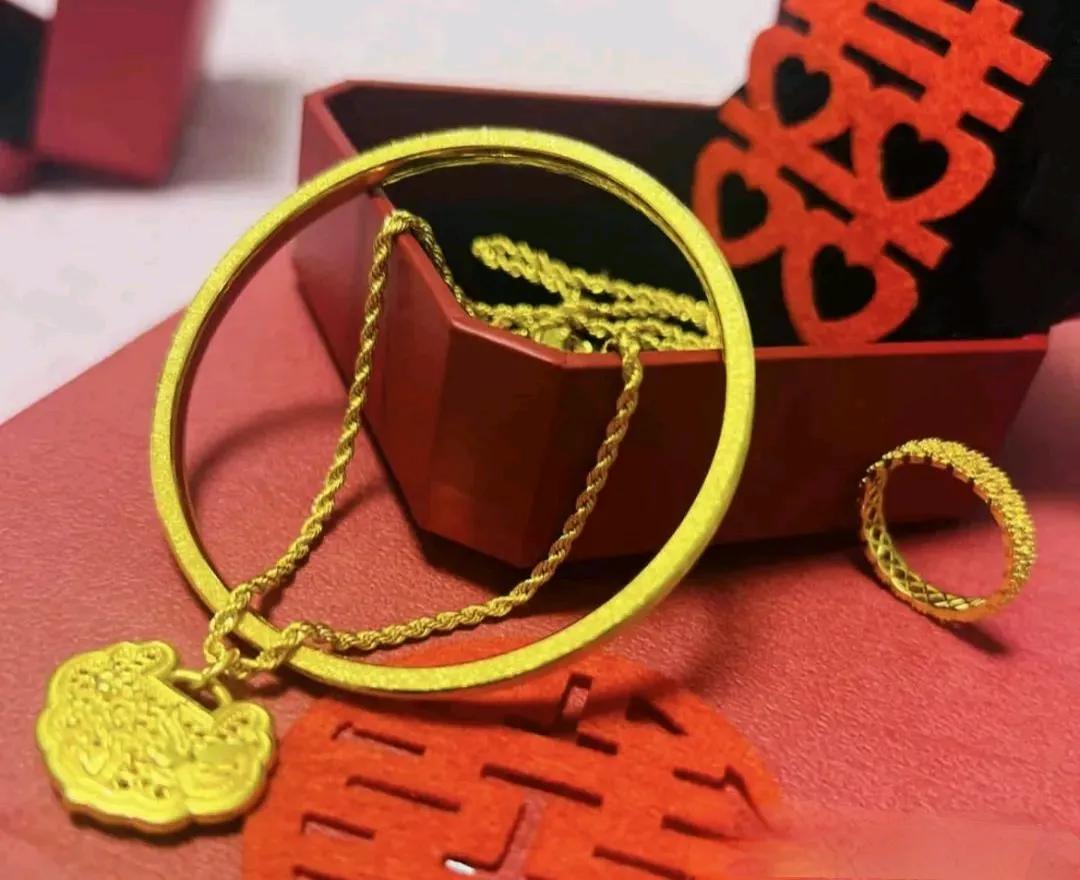 竹節黃金手鏈_黃金竹節手串_黃金竹節鏈的寓意